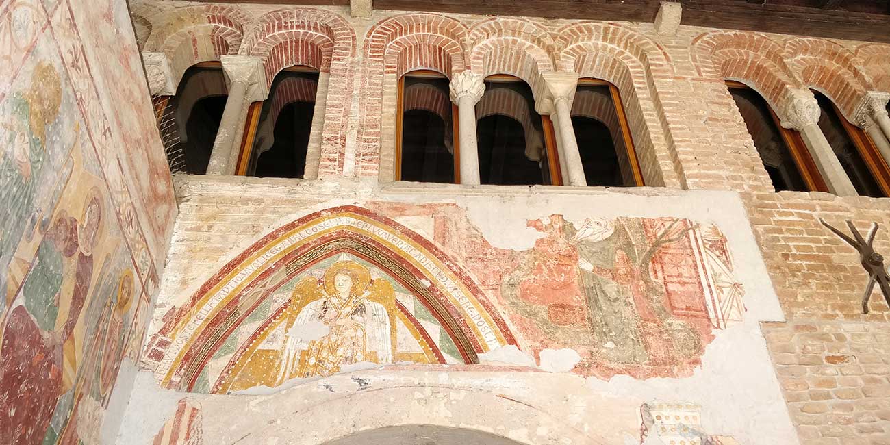 Abbazia-di-Sesto-al-Reghena-particolare